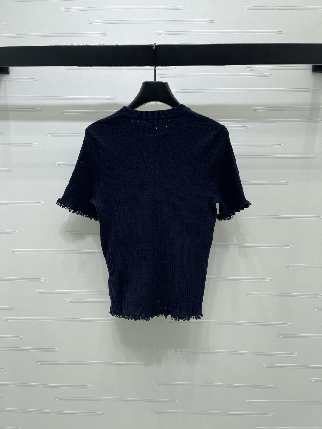 Women's short sleeves